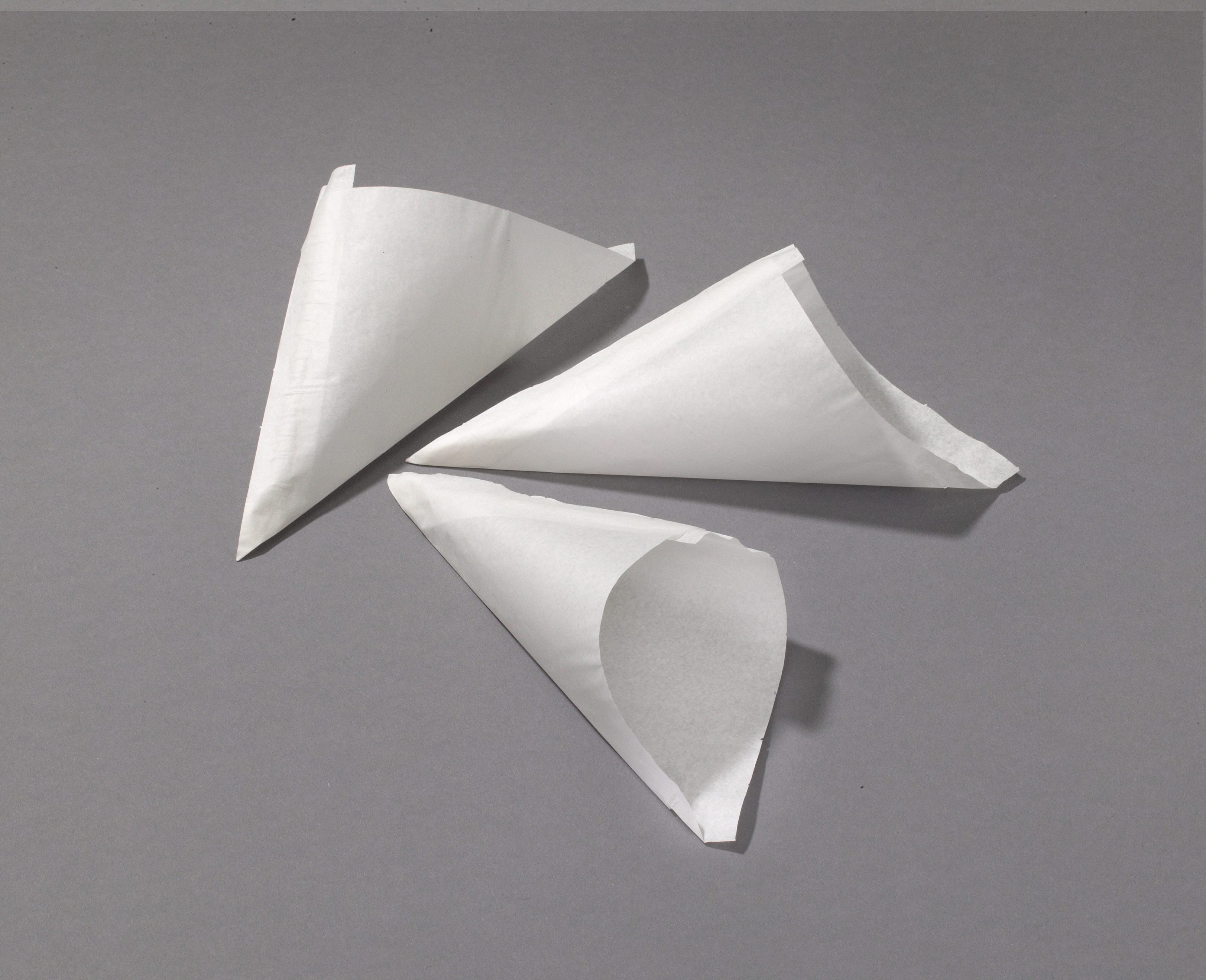 Spitztüten 114 Pommes (150g), 19 cm, weiß, gebleicht, gefädelt